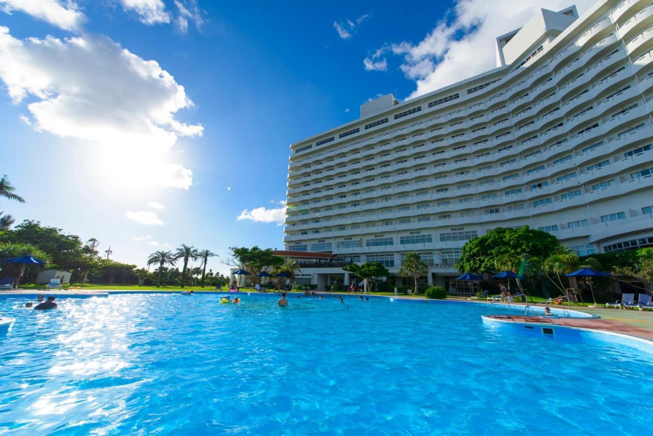 Royal Hotel Okinawa Zanpamisaki Yomitan Buitenkant foto