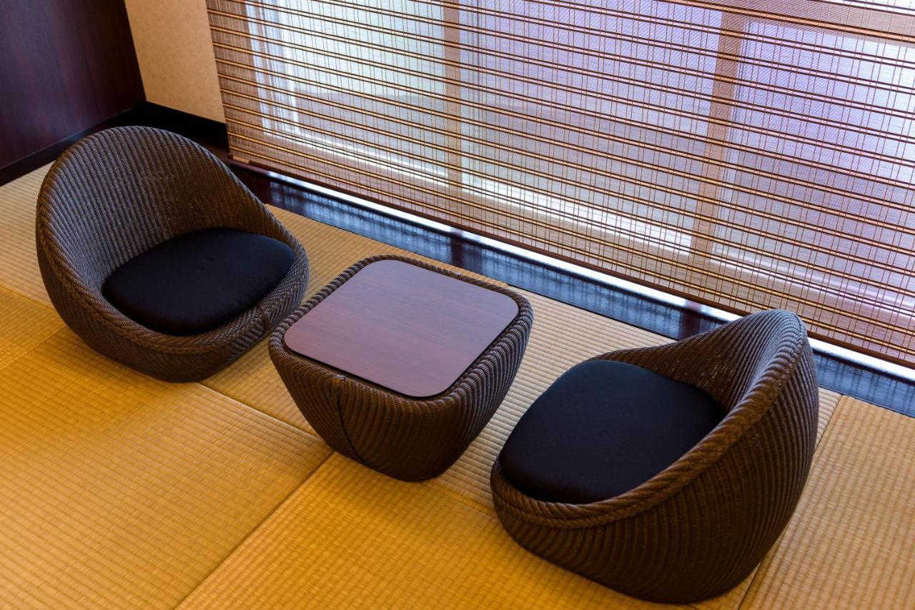 Royal Hotel Okinawa Zanpamisaki Yomitan Buitenkant foto